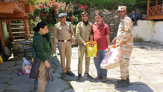 Door-to-door food supplies are being distributed by the administration under the leadership of SDM Bhatwari Shalini Negi and Area Officer Uttarkashi Janak Singh Panwar.(ANI)