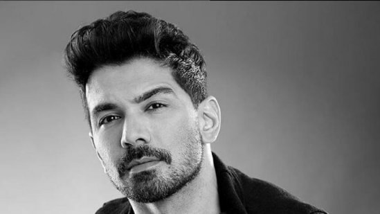 Abhinav Shukla discussed a discouraging audition with Yash Raj Films where he was told he lacked spark. In contrast, Sanjay Leela Bhansali praised his talent during an audition for a shelved film, highlighting a significant moment in his career journey.