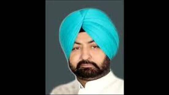 Minister Hardeep Singh Mundian