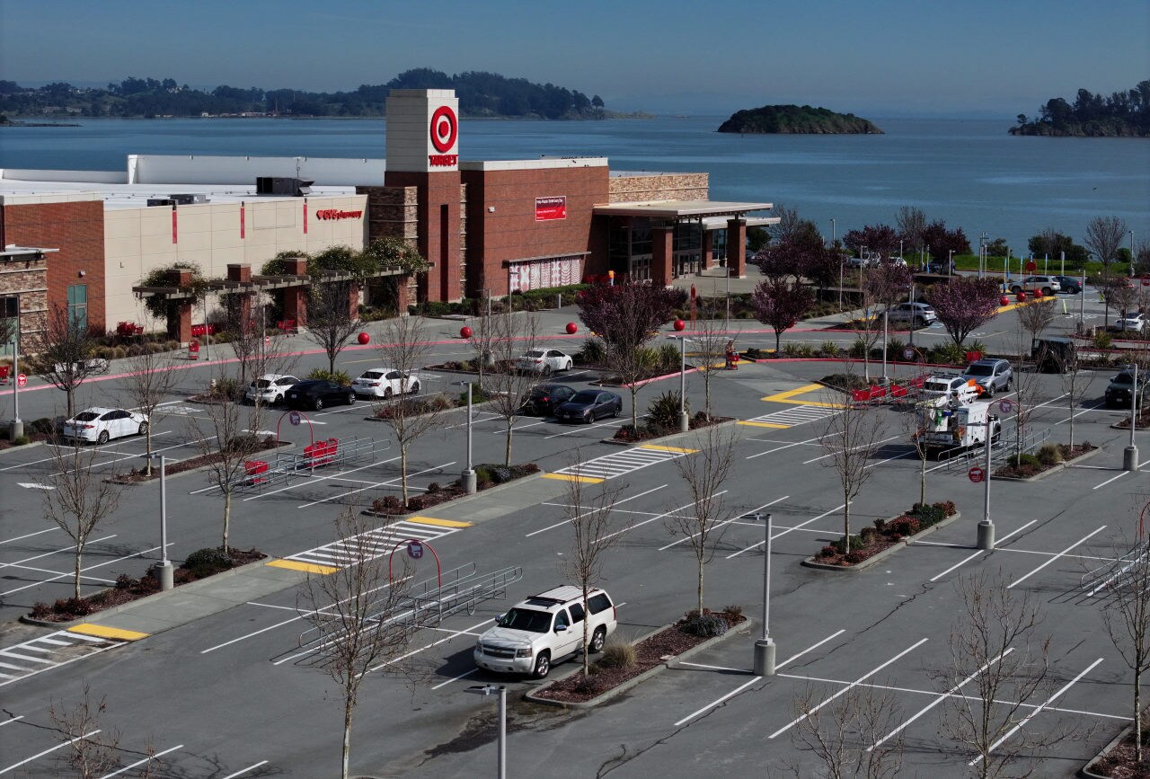 Inside Target, Frustrated Employees and the Search for a New CEO Inside Target, Frustrated Employees and the Search for a New CEO