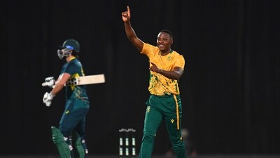 Tim David was the weapon of choice for Australia once again, clearing the ropes with ease for back-to-back 50s following his promotion to 4. However, SA's leader of the attack Kagiso Rabada did what he does best, hunting down Australia's danger man to turn the momentum firmly his team's way. (AP) Tim David was the weapon of choice for Australia once again, clearing the ropes with ease for back-to-back 50s following his promotion to 4. However, SA's leader of the attack Kagiso Rabada did what he does best, hunting down Australia's danger man to turn the momentum firmly his team's way. (AP)