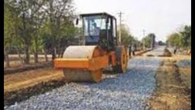 CAG report said lack of planning resulted in a delay in completion of work related to road projects in UP. (For Representation)