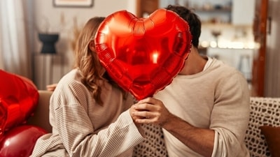 The woman expessed that anniversary should be an intimate affair instead of a celebration with family. (Shutterstock) The woman expessed that anniversary should be an intimate affair instead of a celebration with family. (Shutterstock)