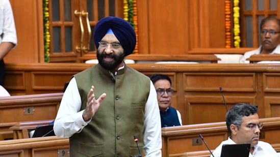 In a video message the NCT government's environment minister Manjinder Singh Sirsa hailed the order as a “big relief for the residents” in the Delhi-NCR region. (HT Photo)