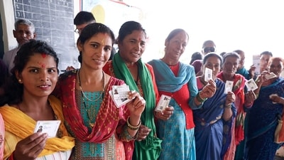 Women voters stand in queue (Representative image) Women voters stand in queue (Representative image)