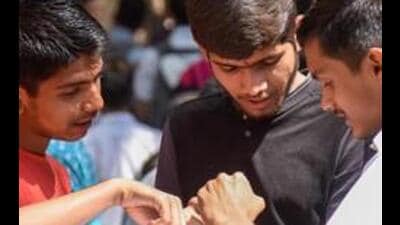 Colleges have been warned of strict legal action under Section 20 of the Maharashtra Unaided Private Professional Educational Institutions (Regulation of Admissions and Fees) Act, 2015, if they fail to comply. (REPRESENTATIVE PHOTO)