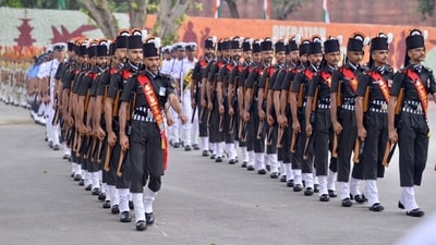 Marches and performances during Independence Day rehearsal, which will be displayed on the final day (Raj k Raj/Hindustan Times) Marches and performances during Independence Day rehearsal, which will be displayed on the final day (Raj k Raj/Hindustan Times)