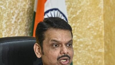 Nagpur: Maharashtra Chief Minister Devendra Fadnavis congratulates chess player Divya Deshmukh on winning the FIDE Women's World Cup 2025, during a press conference, in Nagpur, Monday, July 28, 2025. (PTI Photo)(PTI07_28_2025_000493A) (PTI) Nagpur: Maharashtra Chief Minister Devendra Fadnavis congratulates chess player Divya Deshmukh on winning the FIDE Women's World Cup 2025, during a press conference, in Nagpur, Monday, July 28, 2025. (PTI Photo)(PTI07_28_2025_000493A) (PTI)