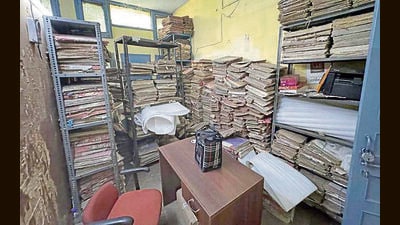 PSPCL’s Aggar Nagar office stayed vacant amid the employees’ mass leave protest in Ludhiana on Wednesday. (Gurpreet Singh/HT) PSPCL’s Aggar Nagar office stayed vacant amid the employees’ mass leave protest in Ludhiana on Wednesday. (Gurpreet Singh/HT)