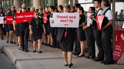 Air Canada flight attendants during a demonstration at Toronto Pearson International Airport in Mississauga, Ontario, Canada, on Monday, Aug. 11, 2025. Workers represented by the Canadian Union of Public Employees (CUPE), are holding a simultaneous action at airports in Montreal, Toronto, Vancouver, and Calgary, to raise awareness about ongoing issues related to their working conditions. Photographer: Arlyn McAdorey/Bloomberg (Bloomberg) Air Canada flight attendants during a demonstration at Toronto Pearson International Airport in Mississauga, Ontario, Canada, on Monday, Aug. 11, 2025. Workers represented by the Canadian Union of Public Employees (CUPE), are holding a simultaneous action at airports in Montreal, Toronto, Vancouver, and Calgary, to raise awareness about ongoing issues related to their working conditions. Photographer: Arlyn McAdorey/Bloomberg (Bloomberg)