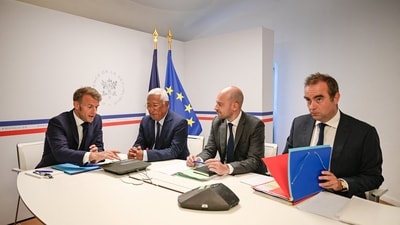 French President Emmanuel Macron, Antonio Costa, President of the European Council, French Minister for Europe and Foreign Affairs Jean-Noel Barrot, and France's Minister of Armed Forces Sebastien Lecornu attend a video conference with U.S. President Donald Trump, Ukrainian President Volodymyr Zelenskiy and European Union leaders about the upcoming Trump-Putin meeting on Ukraine, at Fort de Bregancon in Bormes-les-Mimosas, France, 13 August (REUTERS) French President Emmanuel Macron, Antonio Costa, President of the European Council, French Minister for Europe and Foreign Affairs Jean-Noel Barrot, and France's Minister of Armed Forces Sebastien Lecornu attend a video conference with U.S. President Donald Trump, Ukrainian President Volodymyr Zelenskiy and European Union leaders about the upcoming Trump-Putin meeting on Ukraine, at Fort de Bregancon in Bormes-les-Mimosas, France, 13 August (REUTERS)