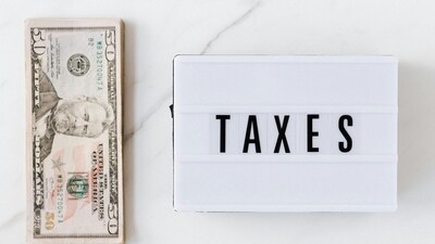 The IRS clearly states that both US citizens and green card holders living abroad must report and pay taxes on their worldwide income. (Pexel) The IRS clearly states that both US citizens and green card holders living abroad must report and pay taxes on their worldwide income. (Pexel)