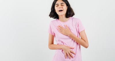 Know the early warning signs of stomach pain in kids. (Freepik) Know the early warning signs of stomach pain in kids. (Freepik)
