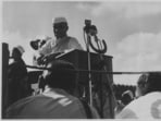 Jawaharlal Nehru during the flag hoisting ceremony at Red Fort, Delhi (HT Photo)