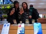 Apple’s iOS 26 update will introduce Apple Games and Preview apps to enhance gaming and document management features.