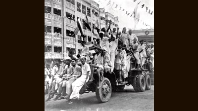 Citizens celebrate India's independence from British rule in the streets of erstwhile Calcutta. (Getty Images) Citizens celebrate India's independence from British rule in the streets of erstwhile Calcutta. (Getty Images)