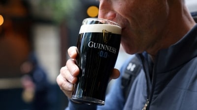 According to Gallup, alcohol consumption among Americans has reached a historic low of 54%. REUTERS/Hollie Adams/File Photo (REUTERS)