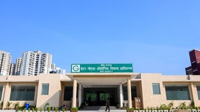 A CAG audit has found that key safeguards, such as requiring builders to open escrow accounts to ensure timely payments and project completion, were omitted from successive GNIDA scheme brochures (Sunil Ghosh/HT Photos) (HT_PRINT)
