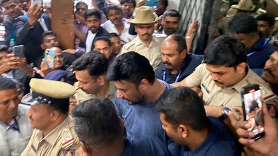 Actor Darshan being taken to a Bengaluru court in connection with the Renukaswamy murder case in Bengaluru. (PTI) Actor Darshan being taken to a Bengaluru court in connection with the Renukaswamy murder case in Bengaluru. (PTI)