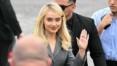 Sabrina Carpenter arrives for Dior Homme's Menswear Ready-to-wear Spring-Summer 2026 collection fashion show (AFP) Sabrina Carpenter arrives for Dior Homme's Menswear Ready-to-wear Spring-Summer 2026 collection fashion show (AFP)