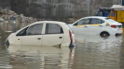 Several areas of the city reported waterlogging up to two feet causing vehicles to break down inconveniencing commuters. (HT file photo) Several areas of the city reported waterlogging up to two feet causing vehicles to break down inconveniencing commuters. (HT file photo)