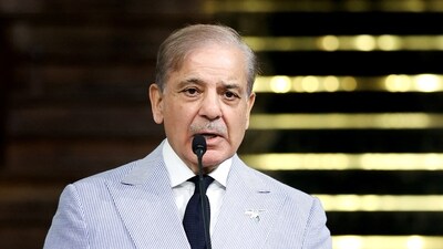 Pakistan's Prime Minister Shehbaz Sharif speaks during a press conference in Tehran, Iran (Reuters File)
