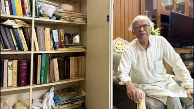 The illustrious Sharif Husain Qasemi is Delhi’s only expert on Bedil. (HT) The illustrious Sharif Husain Qasemi is Delhi’s only expert on Bedil. (HT)