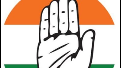Two academics were among those inducted into the Congress. (X)