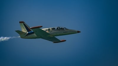 Chicago will have its annual air and water show this weekend (Unsplash) Chicago will have its annual air and water show this weekend (Unsplash)