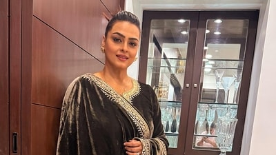 Shilpa Shirodkar also gave a huge shoutout to Mumbai Police through her post on Instagram. Shilpa Shirodkar also gave a huge shoutout to Mumbai Police through her post on Instagram.