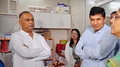 Karnataka Health Minister Dinesh Gundu Rao. (PTI) Karnataka Health Minister Dinesh Gundu Rao. (PTI)