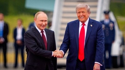 President Donald Trump (R) greets Russian President Vladimir Putin as he arrives at Joint Base Elmendorf-Richardson (Getty Images via AFP) President Donald Trump (R) greets Russian President Vladimir Putin as he arrives at Joint Base Elmendorf-Richardson (Getty Images via AFP)