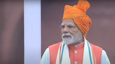 Prime Minister Narendra Modi hoists the national flag at the Red Fort before delivering his Independence Day address in New Delhi. (YouTube/DD News) Prime Minister Narendra Modi hoists the national flag at the Red Fort before delivering his Independence Day address in New Delhi. (YouTube/DD News)