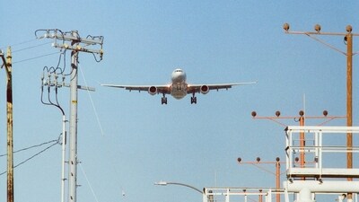 Airfares are rising again and airlines say that bookings are rising, too. Airfares are rising again and airlines say that bookings are rising, too.
