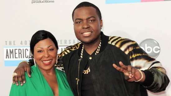 Sean Kingston, right, and his mother Janice Turner, were convicted in March. (Jordan Strauss/Invision/AP)