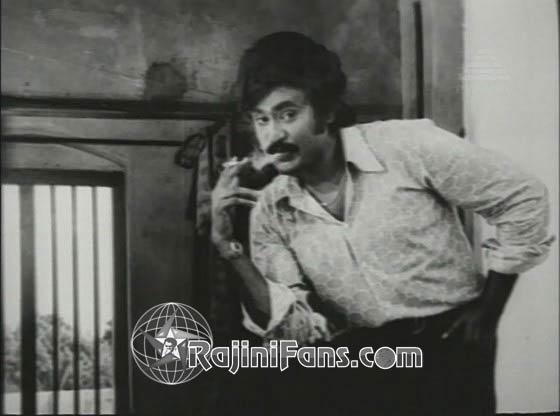 Moondru Mudichu (1976) brought to the screen Rajinikanth's signature style. Moondru Mudichu (1976) brought to the screen Rajinikanth's signature style.