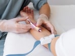 A cardiologist recommend various blood tests to assess heart health, identify potential issues, and monitor existing conditions. Here are some common tests. (Freepik)
