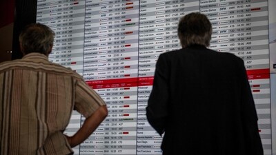 The airline that transports about 130,000 passengers daily announced this week that negotiations on a new collective agreement with its 10,000 flight attendants had reached an "impasse." (AFP) The airline that transports about 130,000 passengers daily announced this week that negotiations on a new collective agreement with its 10,000 flight attendants had reached an "impasse." (AFP)