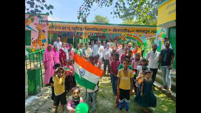 I-Day being celebrated at a Balvatika in Kanpur (HT Photo) I-Day being celebrated at a Balvatika in Kanpur (HT Photo)