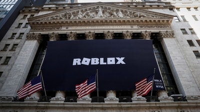 Roblox claims to improve its moderation systems but faces criticism for inadequacies, including its crackdown on players posing as children to expose predators. REUTERS/Brendan McDermid/File Photo (REUTERS)