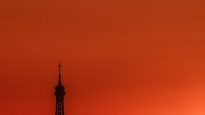 (FILES) The sun in Paris on July 1 (FILES) The sun in Paris on July 1