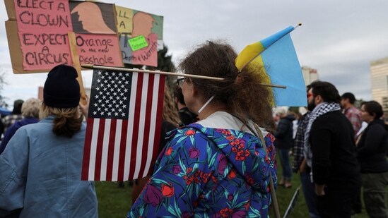 Trump has the opportunity to demonstrate his skill as a global negotiator and peacemaker during the meeting. Putin sees it as a chance to strike a deal that would solidify Russia's benefits.(REUTERS)