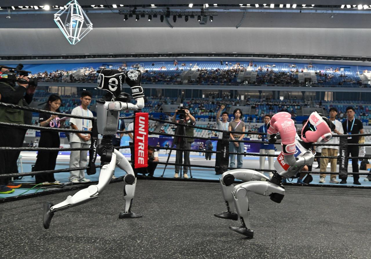 Before They Can Rule the World, Chinese Robots Need to Master Basic Chores Before They Can Rule the World, Chinese Robots Need to Master Basic Chores