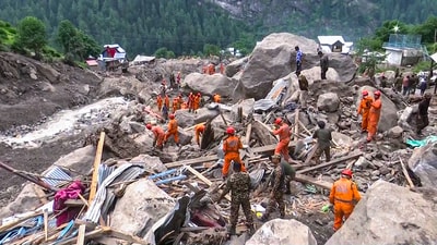 Indian Army, SDRF, police and local administration carry out a search and rescue operation in flash flood-hit Chishoti village, in Kishtwar, on Sunday. (ANI) Indian Army, SDRF, police and local administration carry out a search and rescue operation in flash flood-hit Chishoti village, in Kishtwar, on Sunday. (ANI)