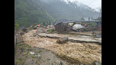 Most of the questions are related to the recent rain related incidents only. (HT Photo) Most of the questions are related to the recent rain related incidents only. (HT Photo)