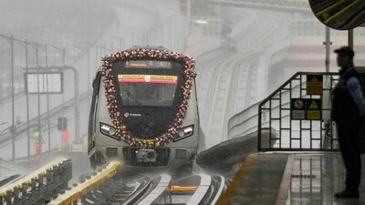 A metro commuter flags being charged for long-sized bags in Namma Metro.