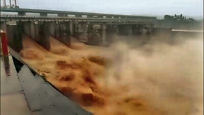 Water being released from the Hathnikund barrage in Yamunanagar on Sunday. (HT) Water being released from the Hathnikund barrage in Yamunanagar on Sunday. (HT)