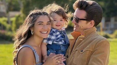 Drake Bell is finalizing his divorce with Janet Von Schmeling, while co-parenting their 4-year-old son Jeremy. (x/@susanitebis) Drake Bell is finalizing his divorce with Janet Von Schmeling, while co-parenting their 4-year-old son Jeremy. (x/@susanitebis)
