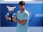 Carlos Alcaraz wins the Cincinnati Open after Jannik Sinner retires in the first set because of illness.
Carlos Alcaraz wins the Cincinnati Open after Jannik Sinner retires in the first set because of illness.