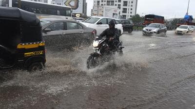 IMD on August 18 issued rainfall warnings across Maharashtra for the next five days. (MAHENDRA KOLHE/HT)